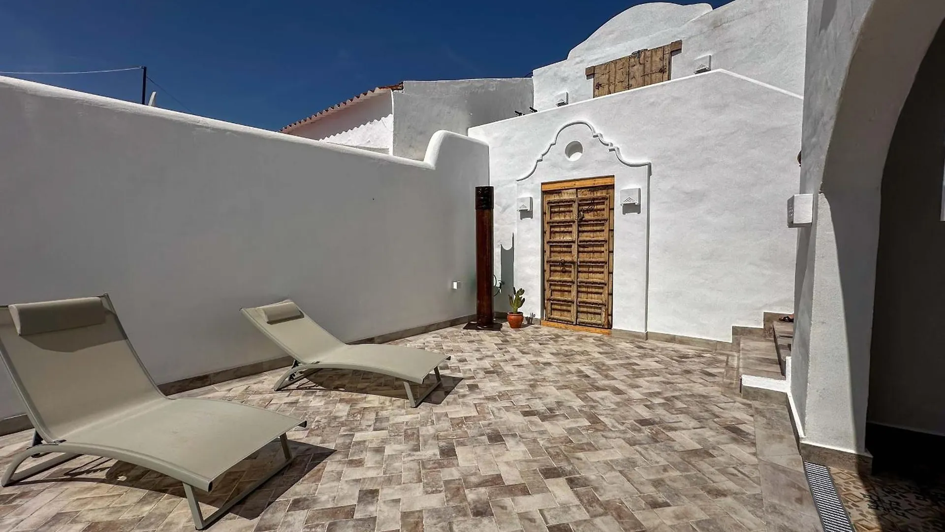 Designer Styled Townhouse With Pool Dom01 Villa Ayamonte Holiday home